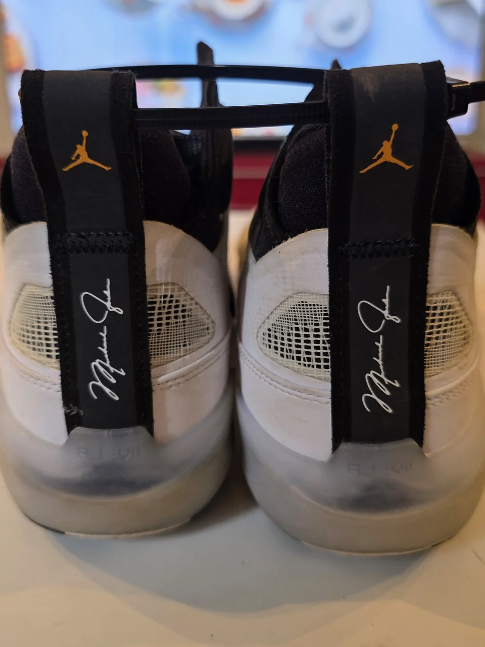 Nike Jordan 37 OREO size 9.5